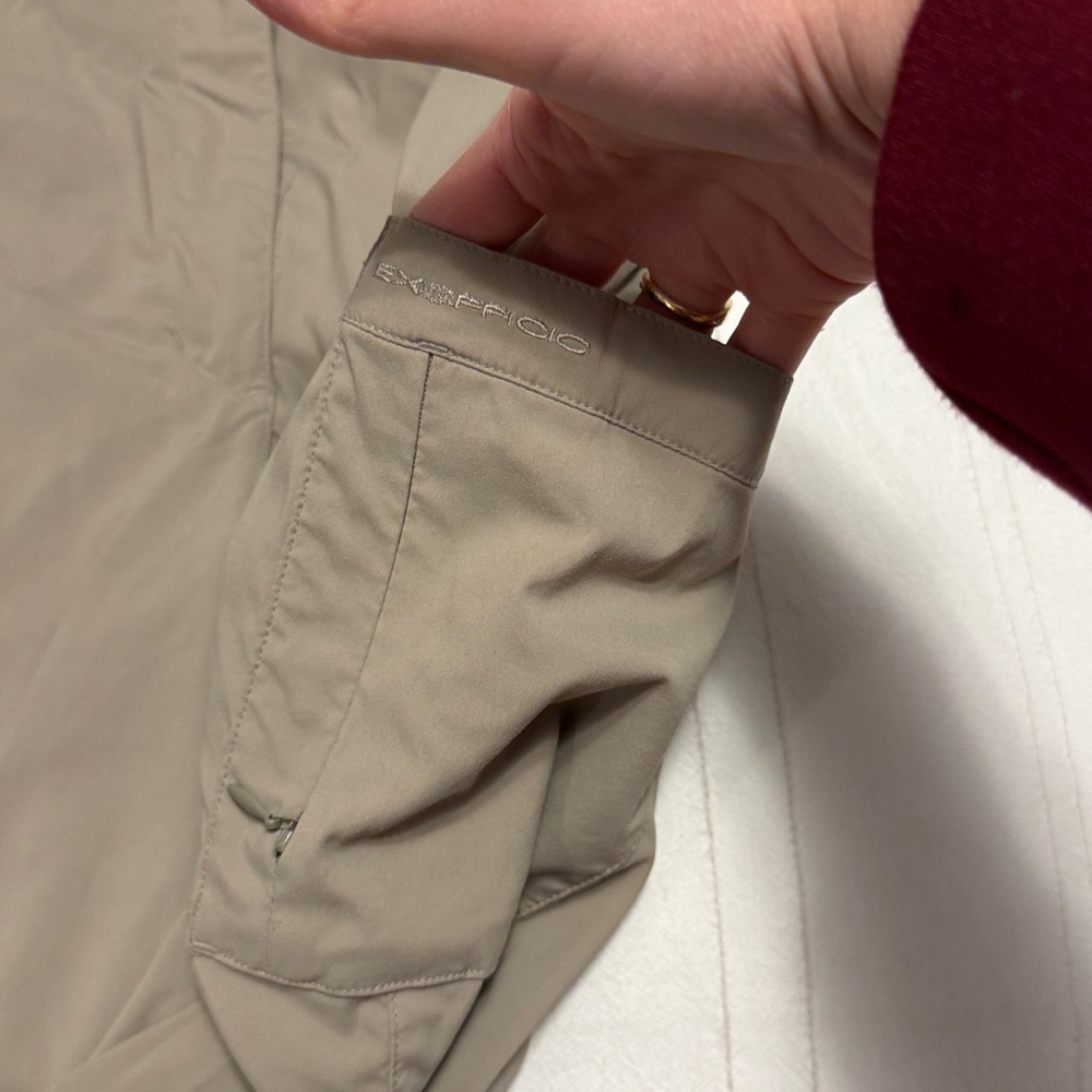 Exofficio Khaki Cargo Pants EUC Size 8 - Picture 5 of 7